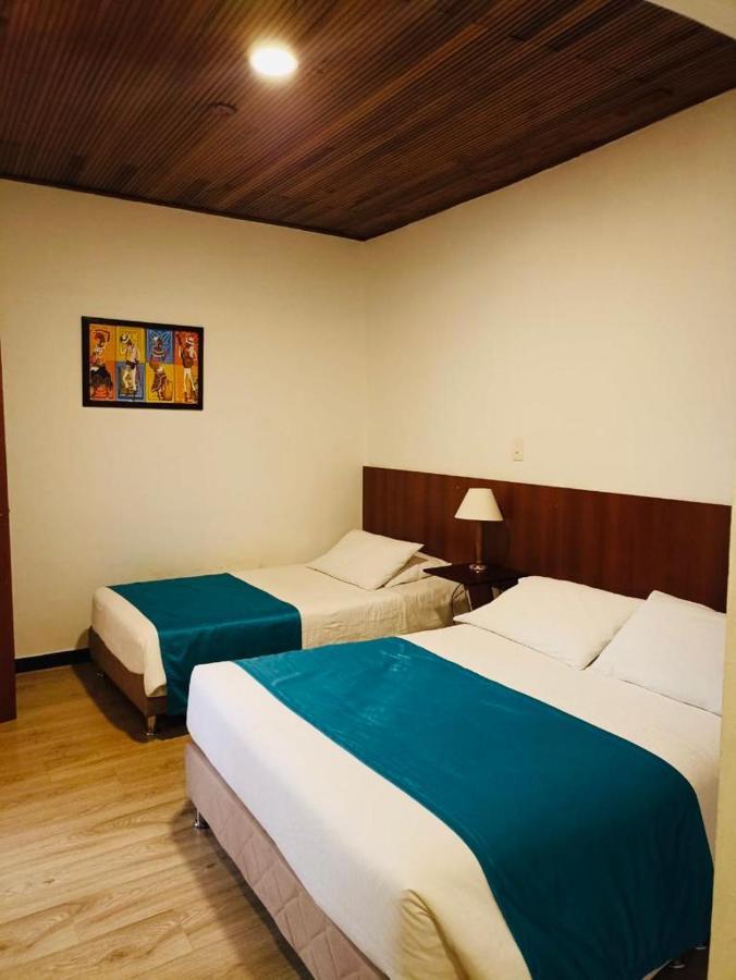 Hotel Plaza Mayor Дуитама Номер фото